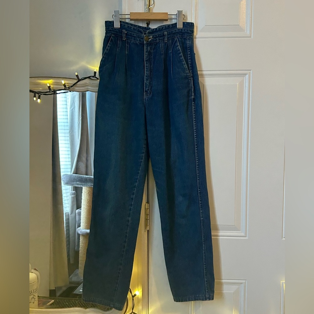 1980's High Waist Pleated Blue Denim Jeans / "Marie France" / Size: 27" x 29 - Picture 3 of 7